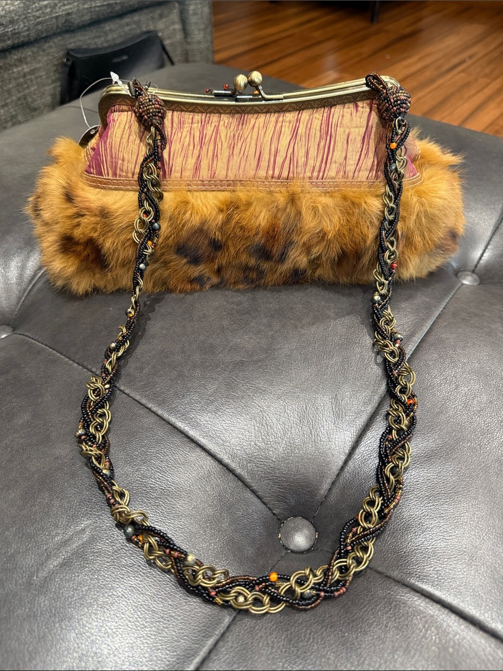 NEW! Mary Frances Animal Instincts Faux Fur Jeweled Beaded Crossbody Clutch - Picture 4 of 11